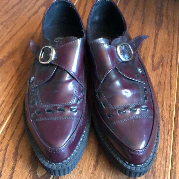 tuk Other - Single buckle creeper